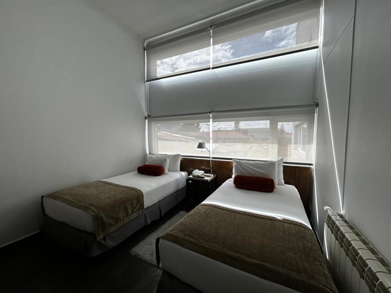Natalino Hotel Patagonia بويرتو ناتالز المظهر الخارجي الصورة